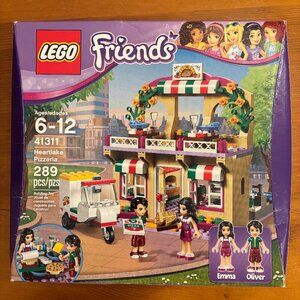 Vintage Lego Friends Heartlake Pizzeria (41311)